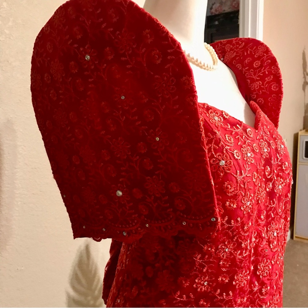 Red Lace Filipiniana 2 pieces Terno Gown with red Taffeta A-line Skirt - Picture 3 of 10